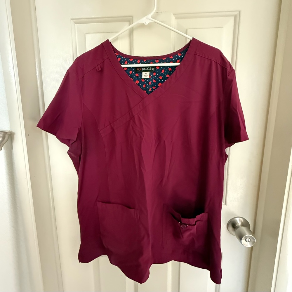 Koi Basics Scrub Top XL